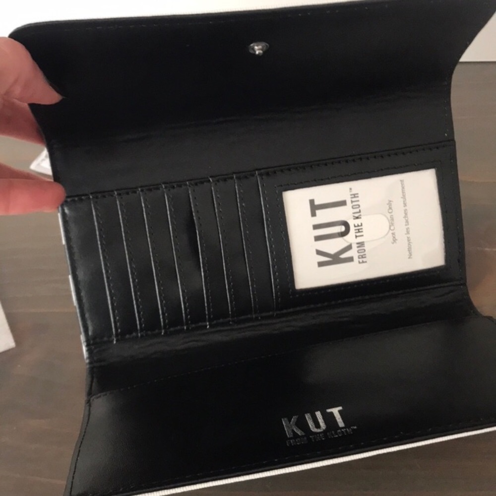 Wallet - Picture 3 of 4